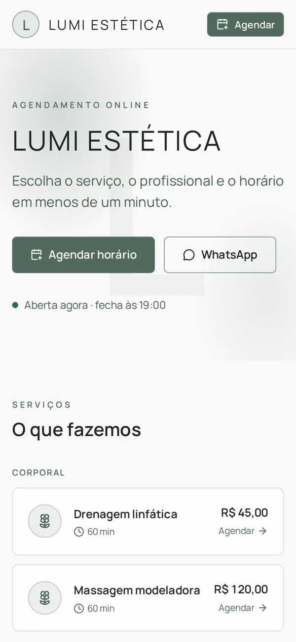 Página de agendamento de uma clínica de estética no celular